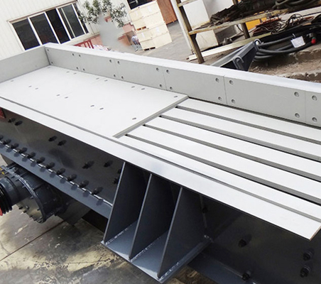 Máy nghiền hàm 96t / H Máy cấp liệu rung Khai thác đá sỏi