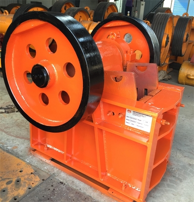 Máy nghiền đá hàm di động tùy chỉnh 5t Động cơ điện được cung cấp